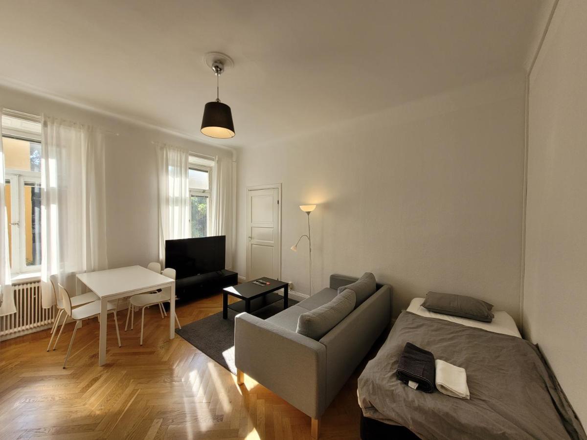 Home Inn Vmg Stockholm Buitenkant foto