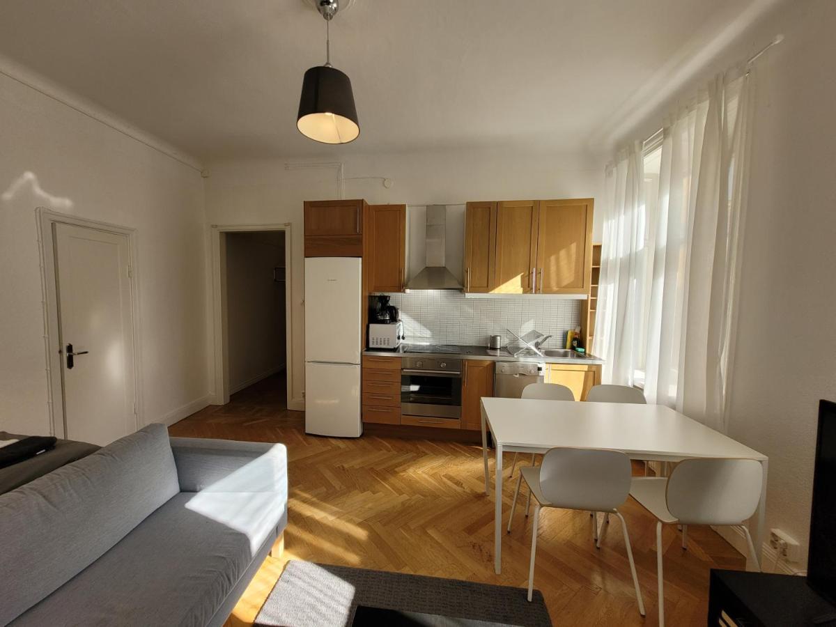 Home Inn Vmg Stockholm Buitenkant foto