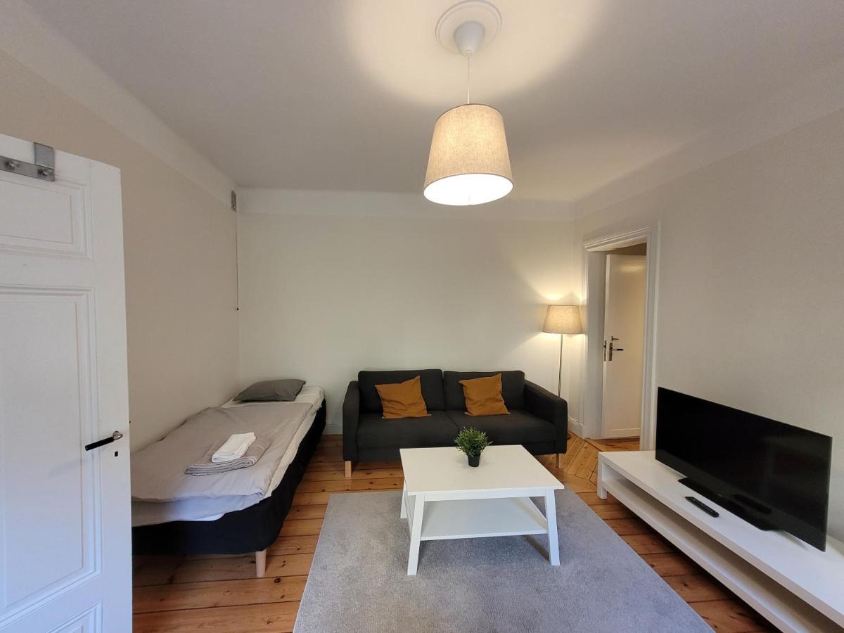 Home Inn Vmg Stockholm Buitenkant foto