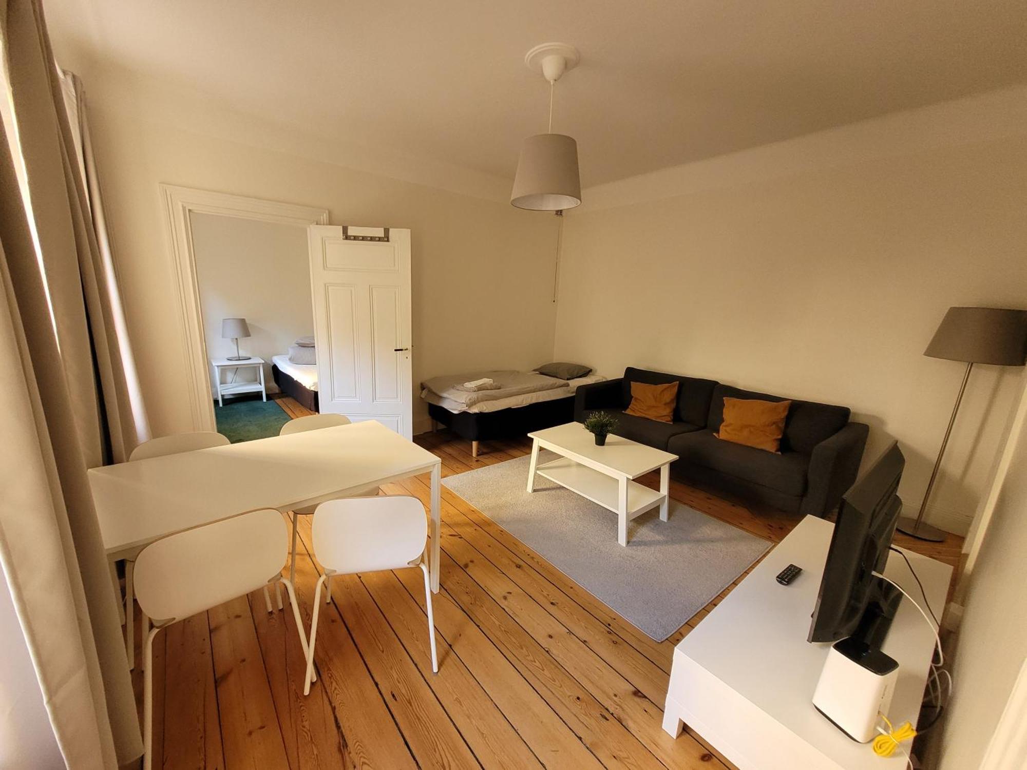 Home Inn Vmg Stockholm Buitenkant foto