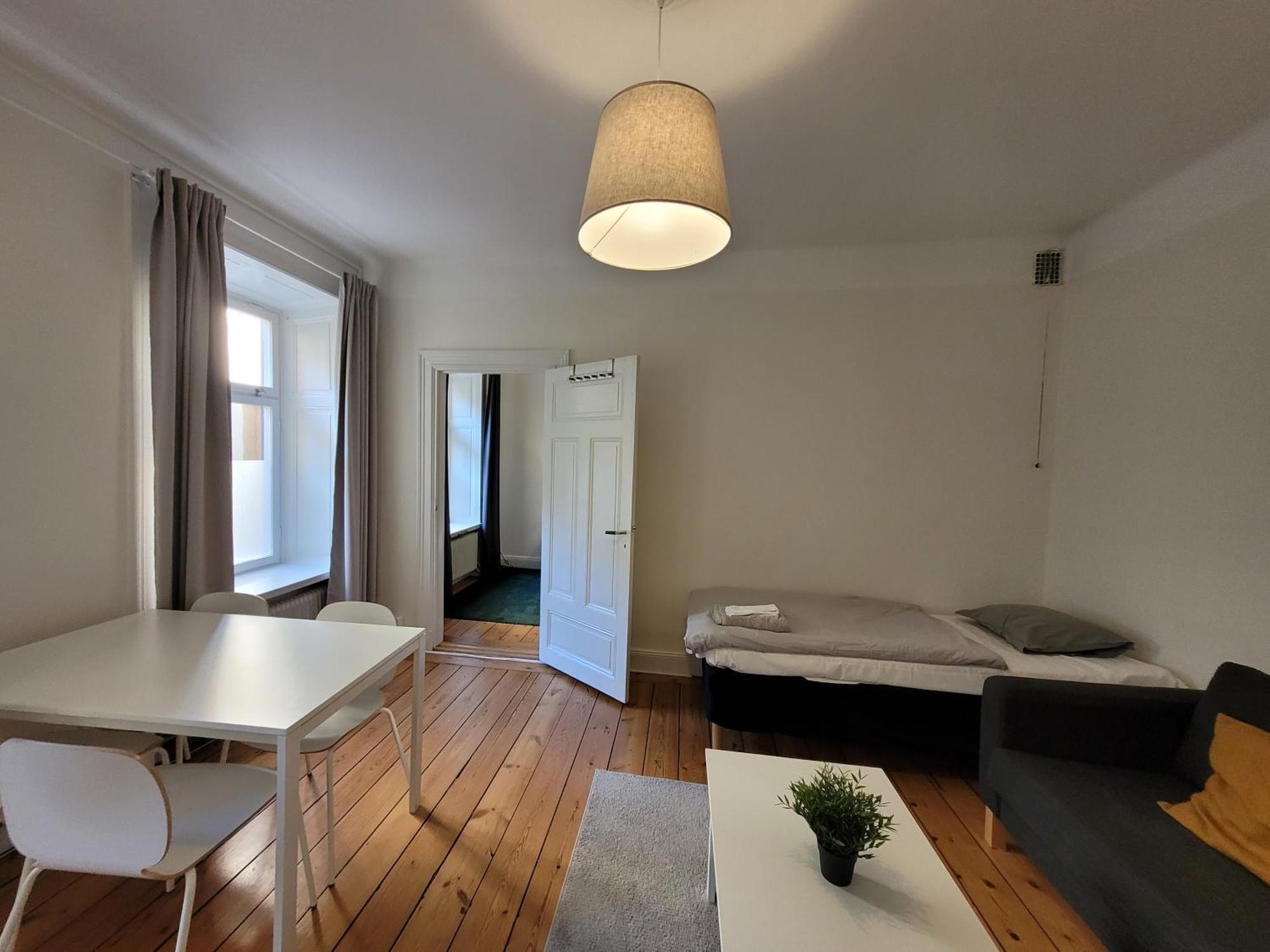 Home Inn Vmg Stockholm Buitenkant foto